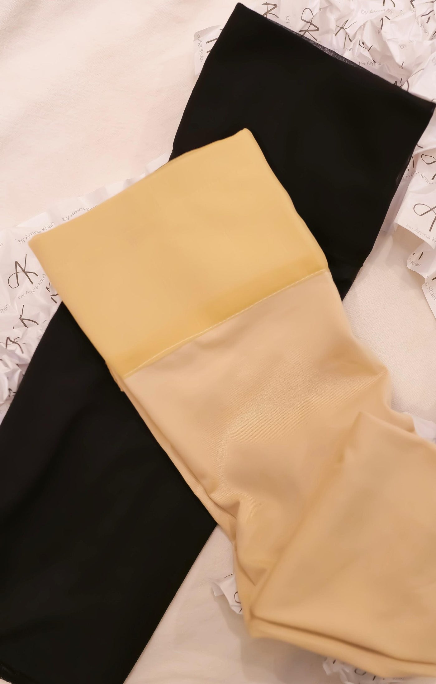 AK Beige Cap - Detail 2