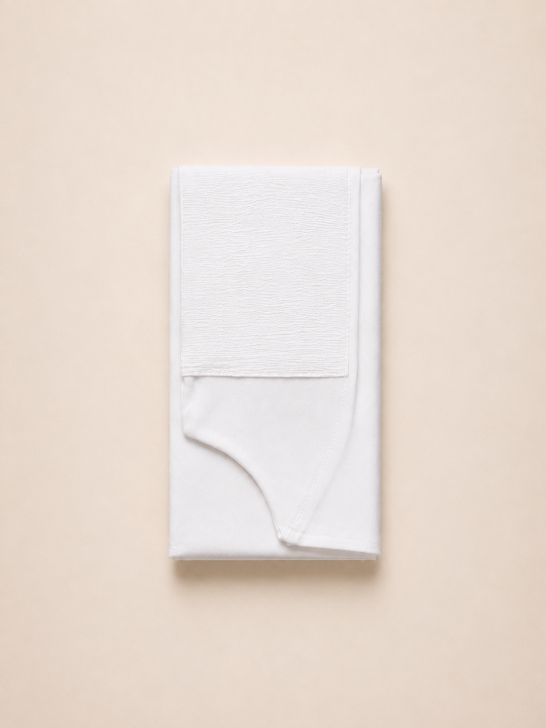 AK White Cap - Detail 1
