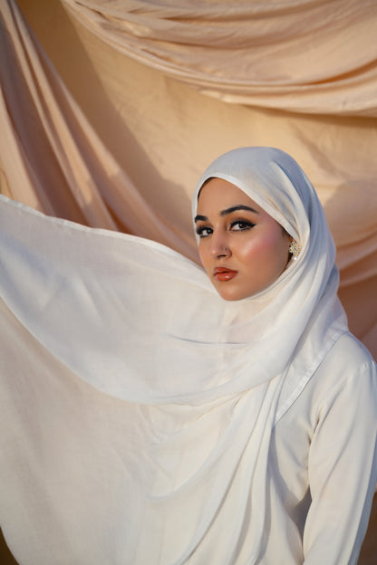 Modal White