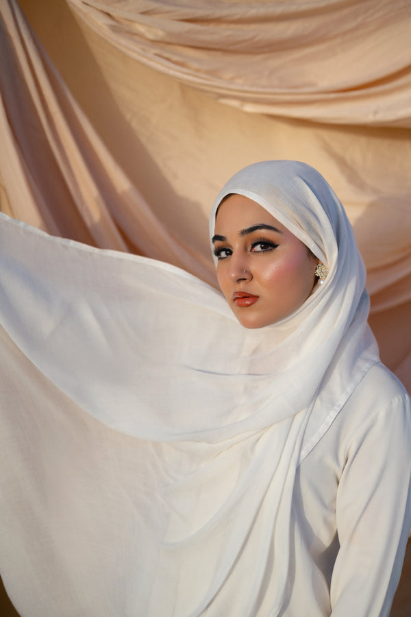Modal White