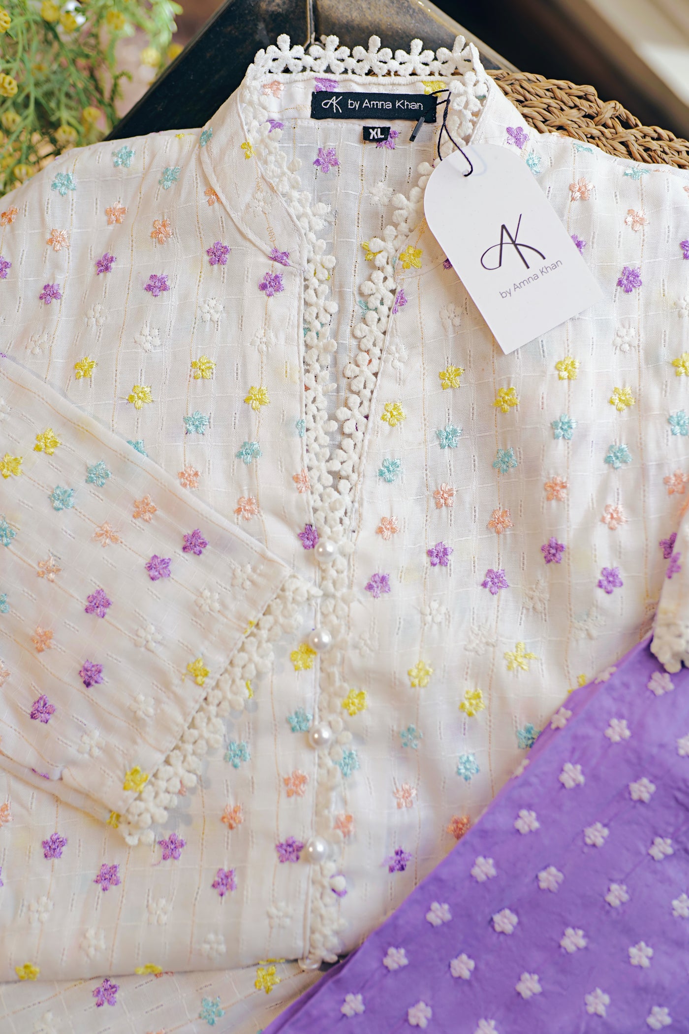 Lavender Daisy - Detail 5